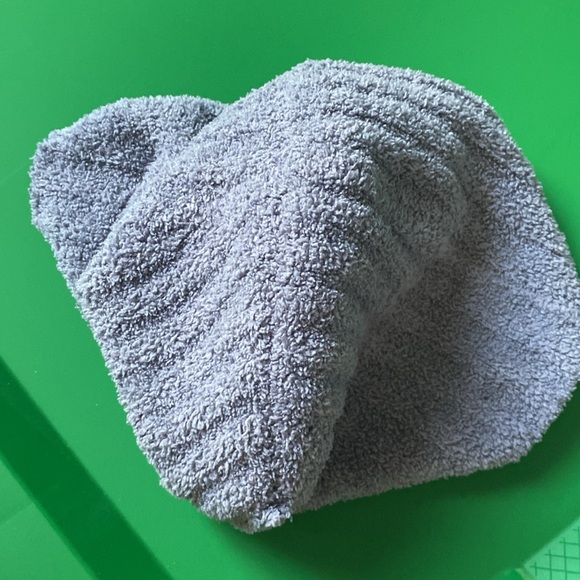 Grey sweater cap - Picture 3 of 6